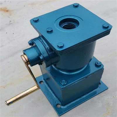 QL skrūvējamu vārtu pacēlājs